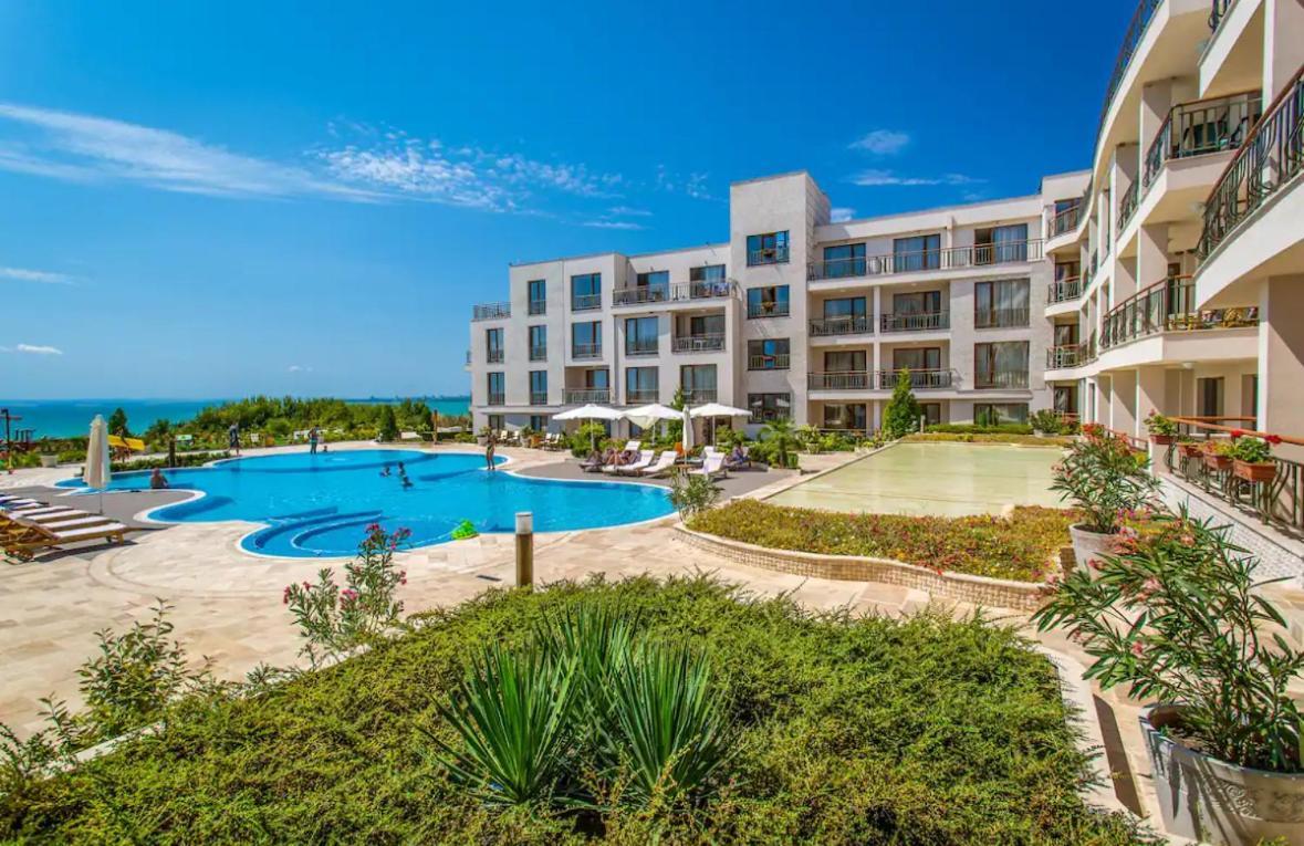 June One Bedroom Sea View Apartment Diamond Beach Resort Sarafovo Exterior foto