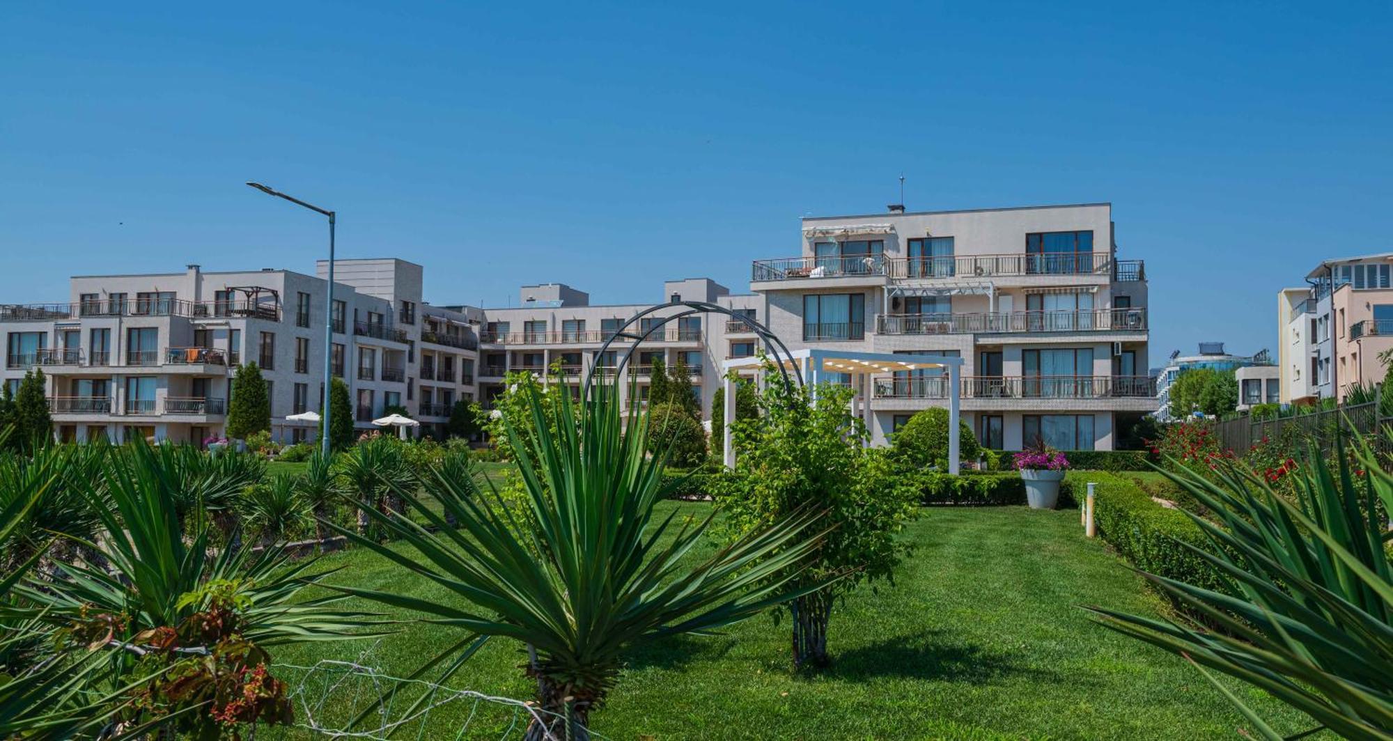 June One Bedroom Sea View Apartment Diamond Beach Resort Sarafovo Exterior foto